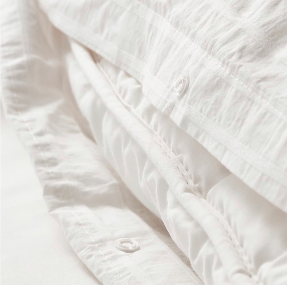 IKEA OFELIA VASS
Duvet cover and pillowcase(s), white, Full/Queen (Double/Queen) - Picture 2 of 5